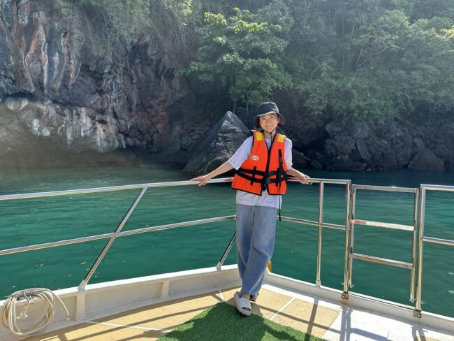 カジュアルな服装がマストです。