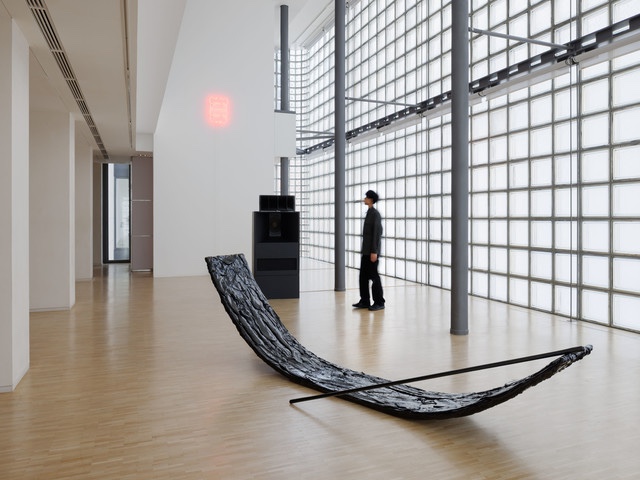 「Obol」展示風景(2026年) © Nacása& Partners Inc./ Courtesy of Fondation dentreprise Hermes