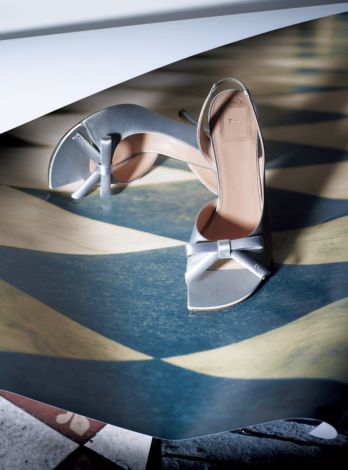 シューズ H10cm ¥170,000(参考色)/Dior(クリスチャン ディオール)