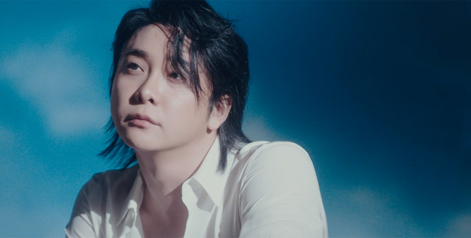 大森元貴、撮影のメイキング動画を公開！ | Numero TOKYO