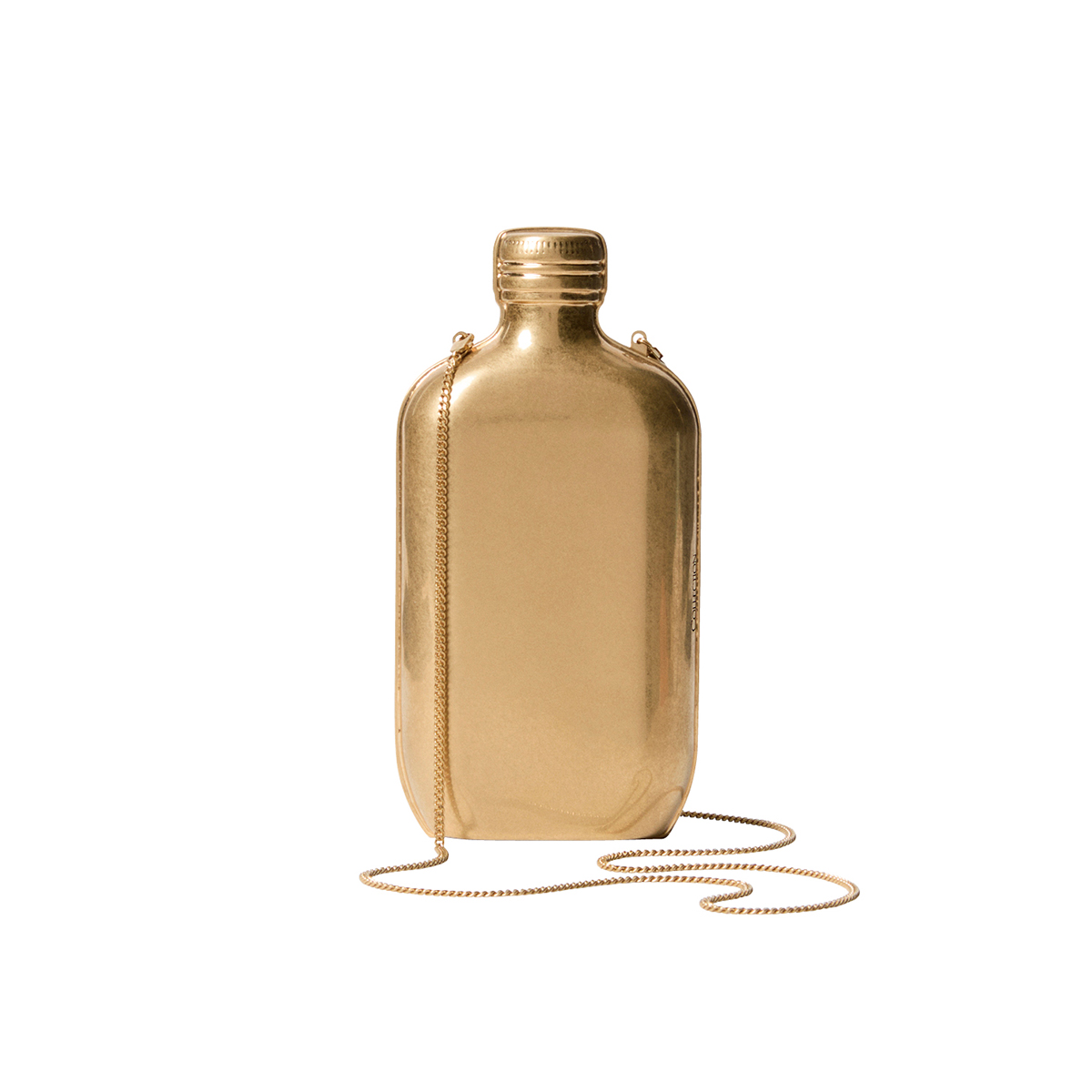 フレグランスボトル型バッグ（H15.5×W8×D3.6cm）¥355,300／Calvin Klein（カルバン・クライン カスタマーサービス）