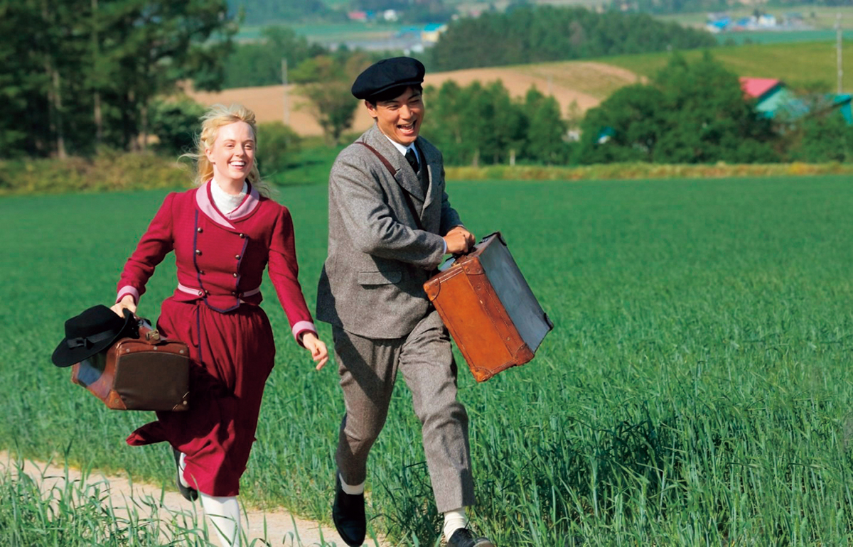 NHK連続テレビ小説「マッサン」2014年　作：羽原大介　出演：玉山鉄二、シャーロット・ケイト・フォックス　NHK総合テレビで毎週月～金曜日の12:30～12:45に再放送中。NHK ONEでも同時・見逃しを配信。©NHK