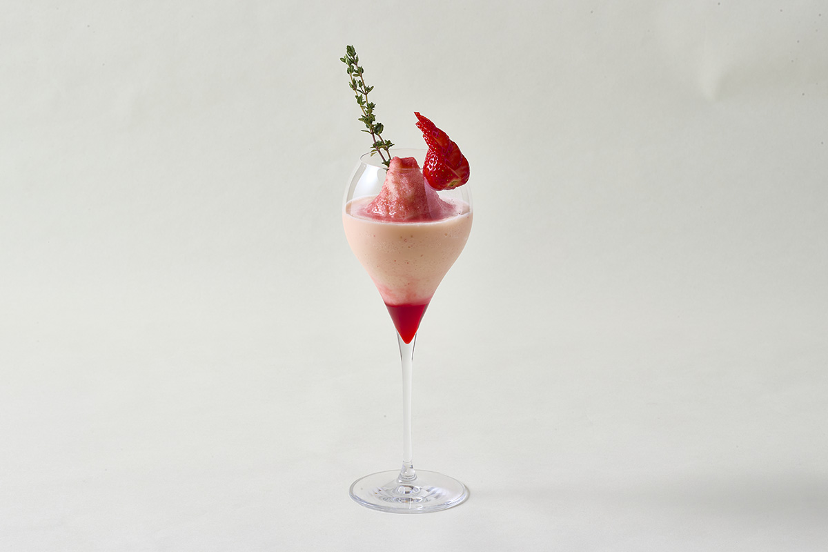 桜香るベリーヤクルト with Yakult1000 ¥1,650