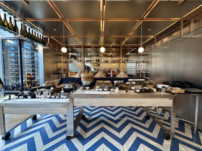 焼きしゃけ、お味噌汁、和食もばっちり