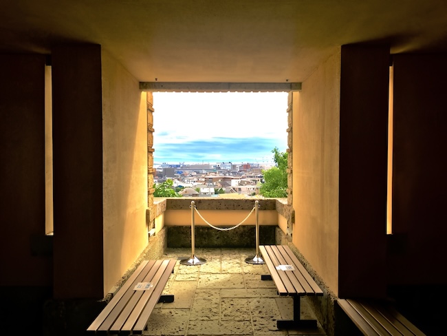 車寄せの先端は、展望台になっています。