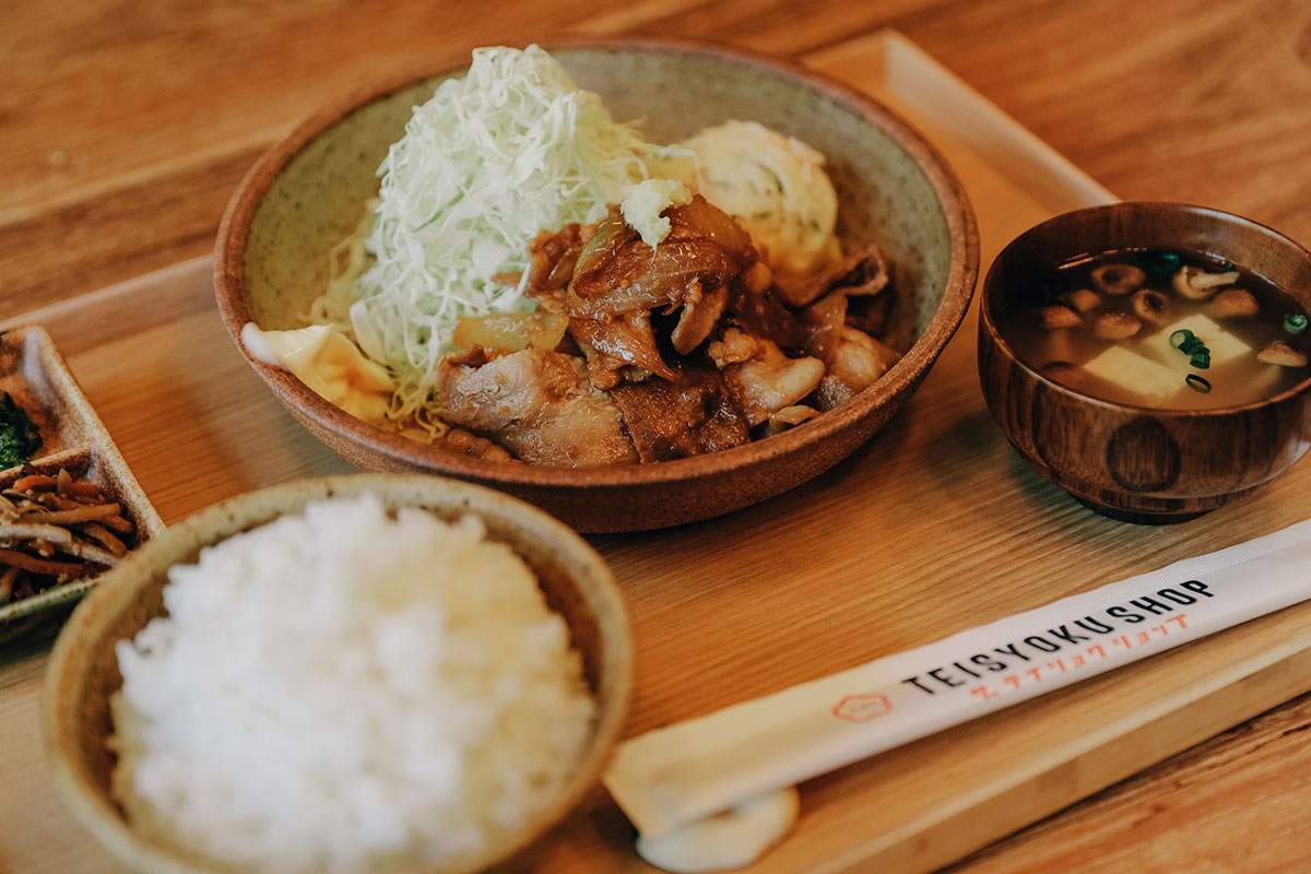 ⽣姜焼き ¥2,200