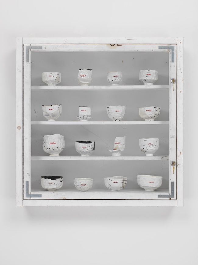 小山登美夫ギャラリー　トム・サックス-Stitches　©︎Tom Sachs Courtesy of Tomio Koyama Gallery and Tom Sachs Studio