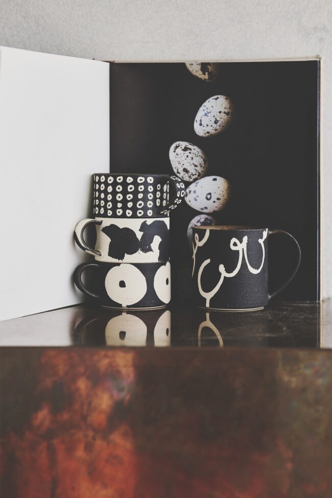 鉄絵マグカップ（大）¥8,250 （小）各¥7,480