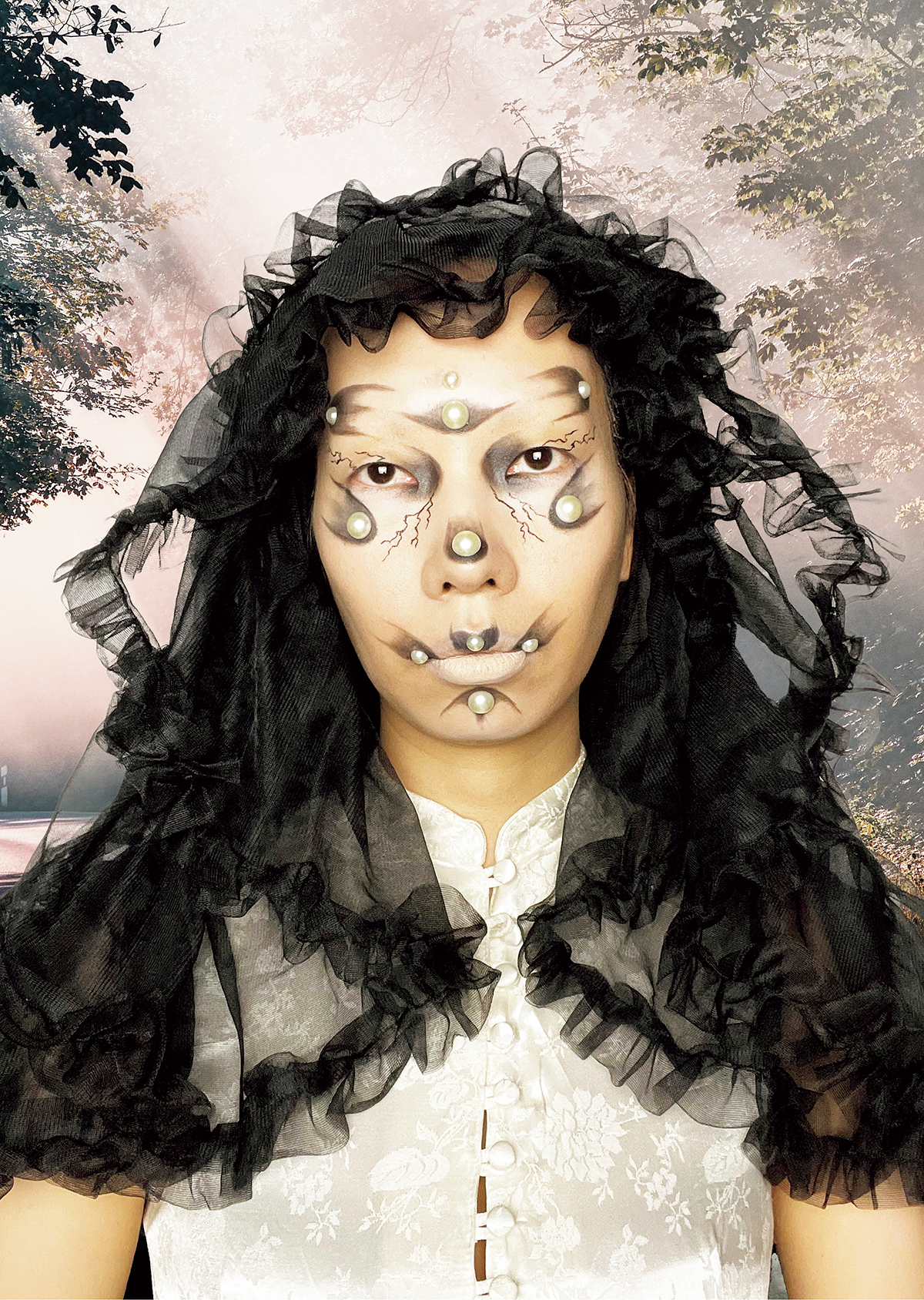 『Selfies』2021年  作家蔵