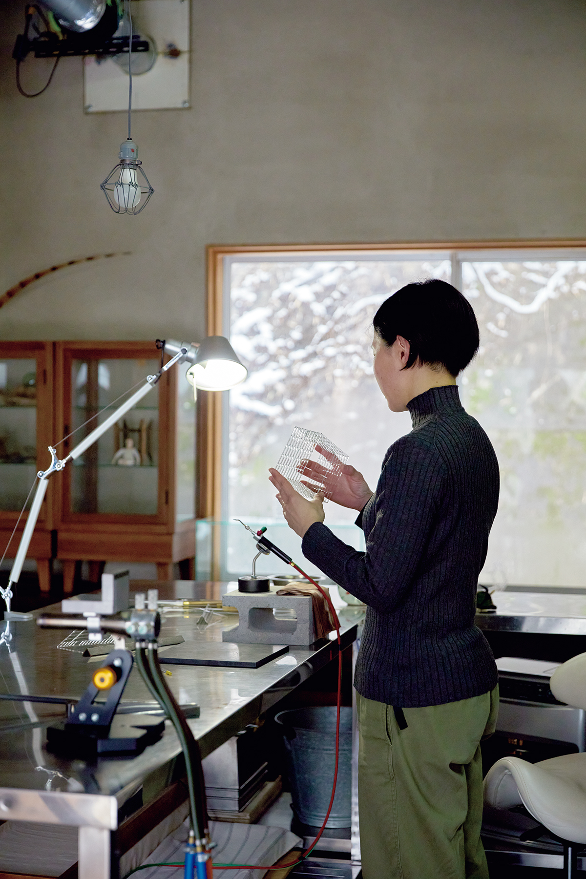 古民家を改装したアトリエにて。