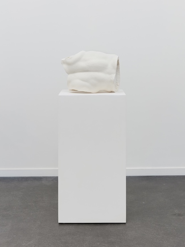 Martin Margiela, “TOPS & BOTTOMS (Faun / top)”, 2023, composite plaster, 117 x 39 x 39 cm © Martin Margiela. Courtesy of Bernier/Eliades and Taka Ishii Gallery / Photo: “We Document Art”