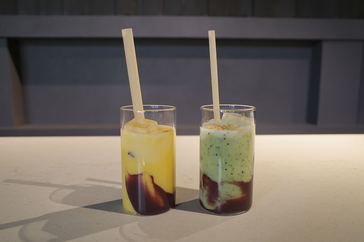 甘酒スムージー（店内¥880〜 テイクアウト¥864〜）