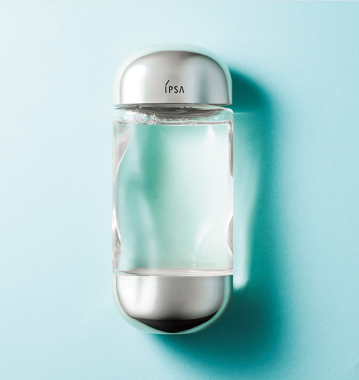 ザ・タイムR アクア e 200ml ￥5,500〈医薬部外品〉（4月23日発売）／Ipsa（イプサ）