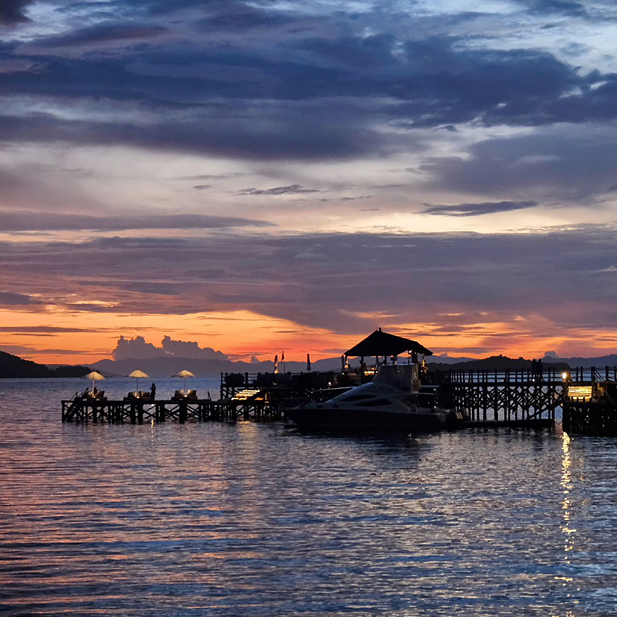 太古の自然が息づくサンクチュアリ。世界遺産のインドネシア・コモド諸島初の5つ星ホテルへ