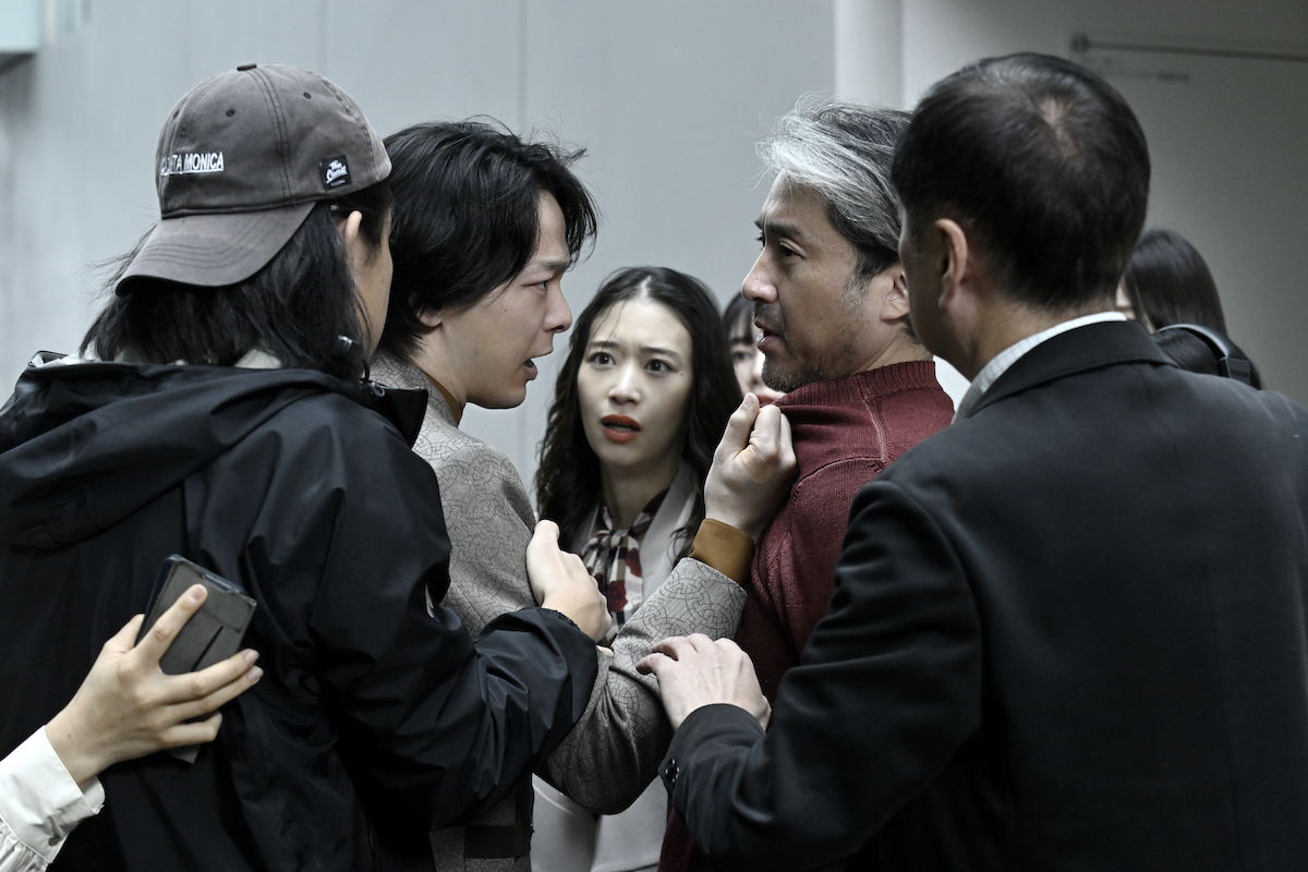 ©2026 映画『君のクイズ』製作委員会