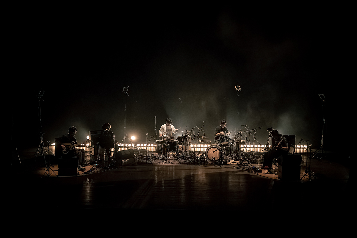 6月6日(土)公演で初来日を果たすmoin(上)と人力のポリリズムが高く評価されるリズムアンサンブル goat。