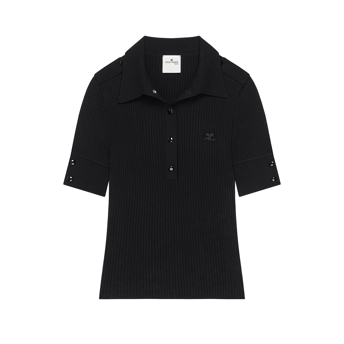 ポロシャツ ¥89,000／Courrèges（エドストローム オフィス 03-6427-5901）