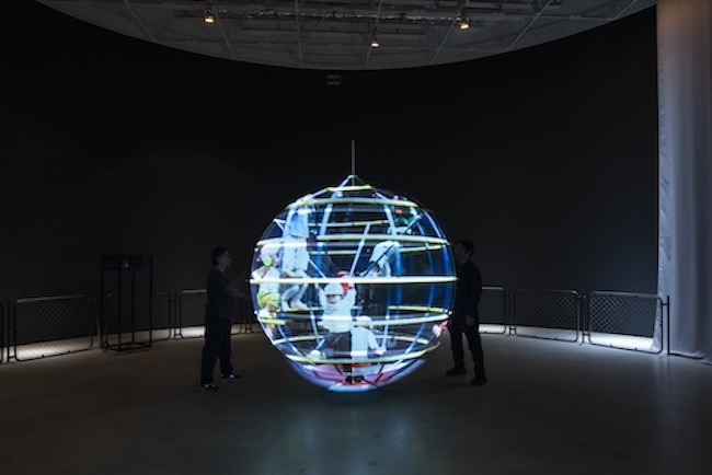鈴木康広『遊具の透視法』2001
「路上、お邪魔ですか？」展示風景　金沢21世紀美術館　2026　撮影：森田兼次　提供：金沢21世紀美術館