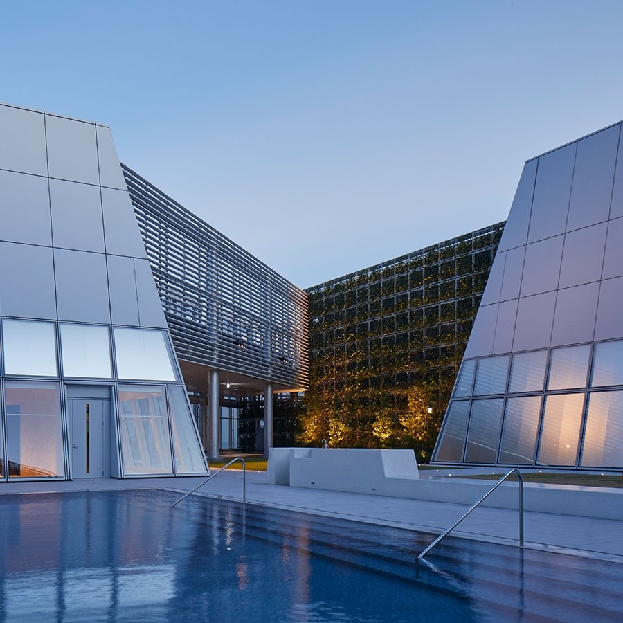SKYGARDEN & POOL