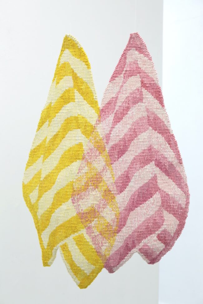 《INTERACTION #YP》2024, Wool・Cotton, W700×H820×D8mm　Photo:Tim Gresham