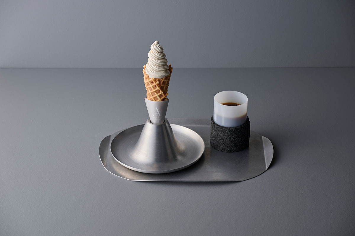 ソフトクリームとドリンクのセット（¥1,404）