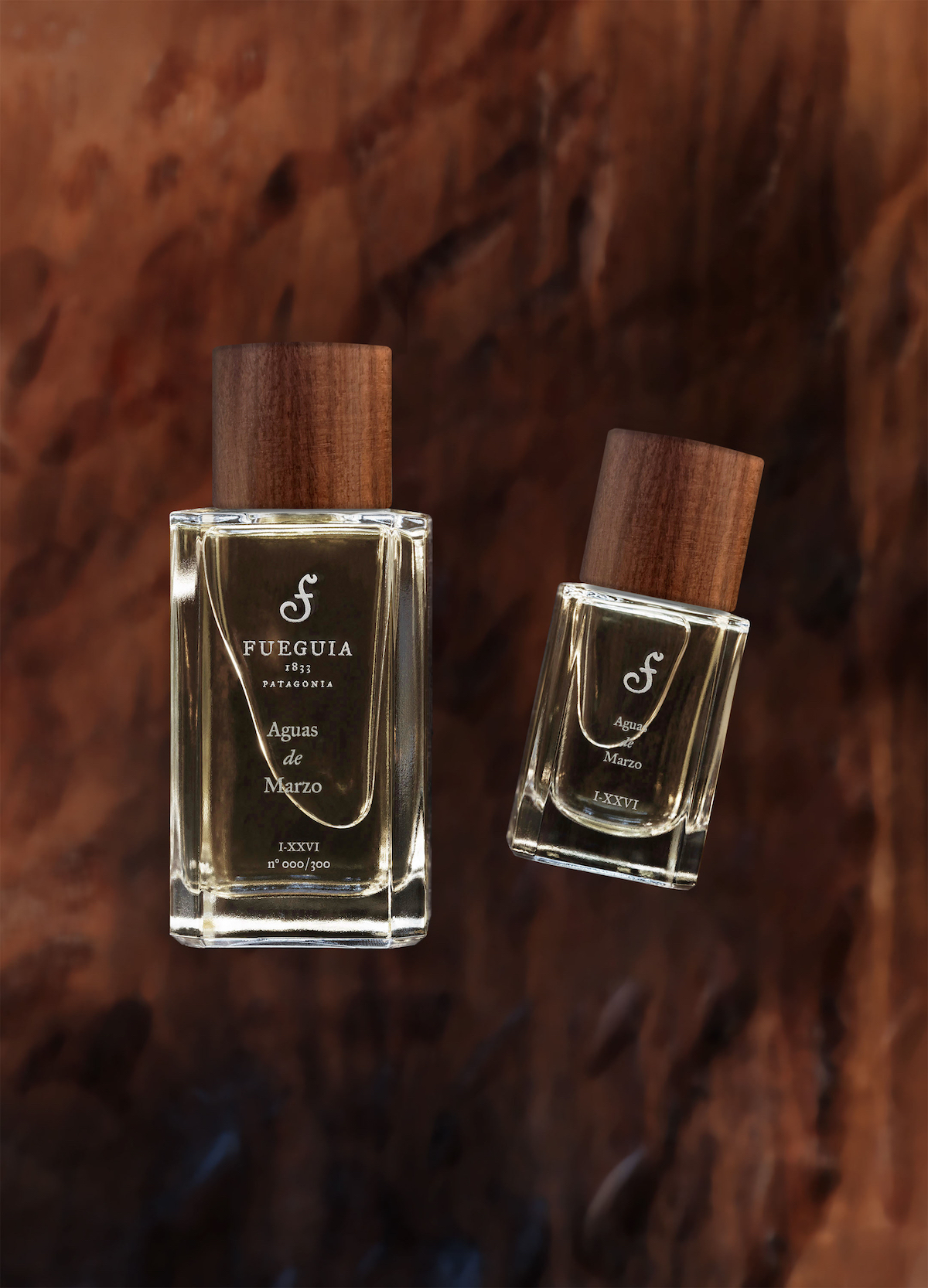 アグアス デ マルソ 左から: 100ml ¥62,700、30ml ¥37,400(※5mlサイズはオンライン、麻布台ギャラリーにて販売)