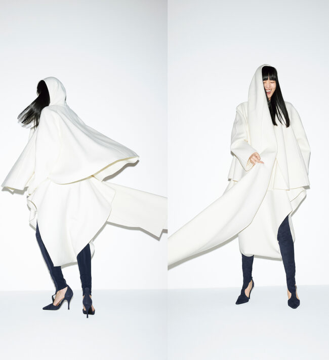 アウター¥844,800ドレス¥727,100 ブーツ¥378,400 (参考価格)/すべてAlaïa(リシュモン ジャパン アライア)