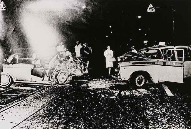 森山大道『青山』東京シリーズ、1969年 、ゼラチン・シルバー・プリント、東京都写真美術館© Daido Moriyama Photo Foundation