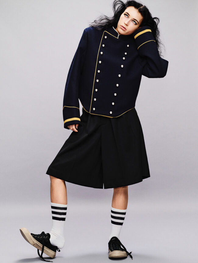 ジャケット¥380,600 パンツ¥184,800 シューズ¥136,400/すべてAnn Demeulemeester(エム) ソックス/スタイリスト私物