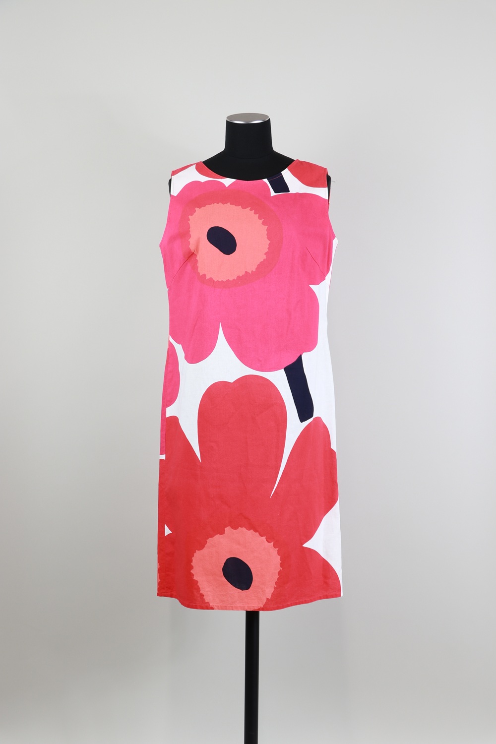 図案:マイヤ・イソラ『ウニッコ』1964年/クリスティーナ・イソラ 2003年 © Marimekko Oyj Suomi-Finland Maija Isola/Kristina Isola 1964/2003