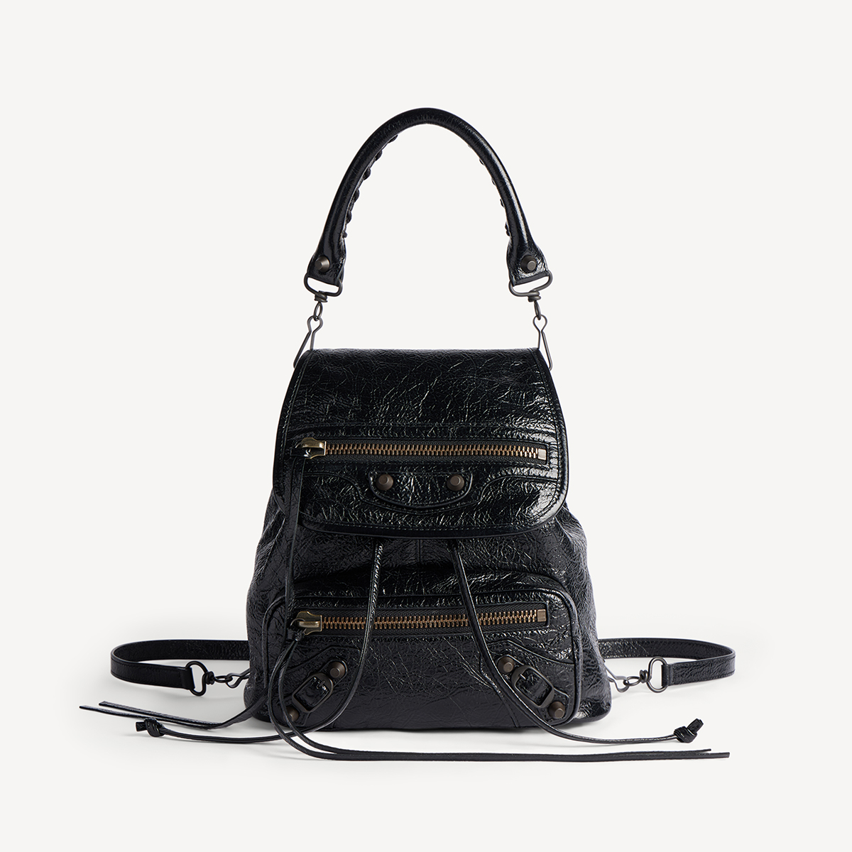 (W23×H22×D11cm)¥366,300/Balenciaga(バレンシアガ クライアントサービス 0120-992-136)