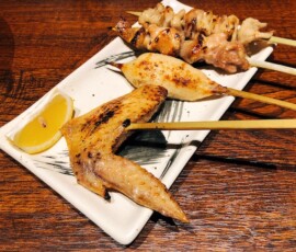 名物炉端焼き 焼き鳥盛り合わせ¥790