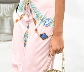 Paco Rabanne
summer 2021
womenswear
Accessories