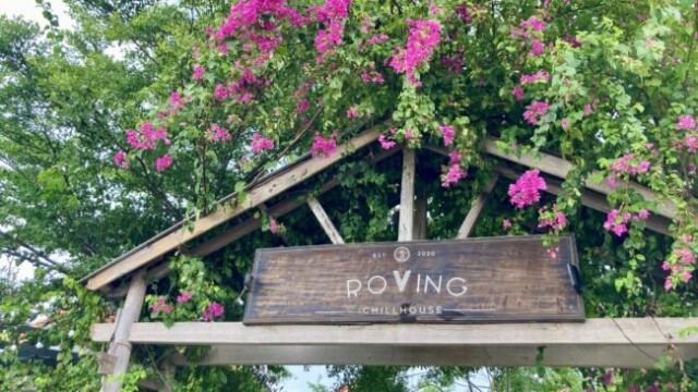水田のなかのカフェ「ローヴィング」