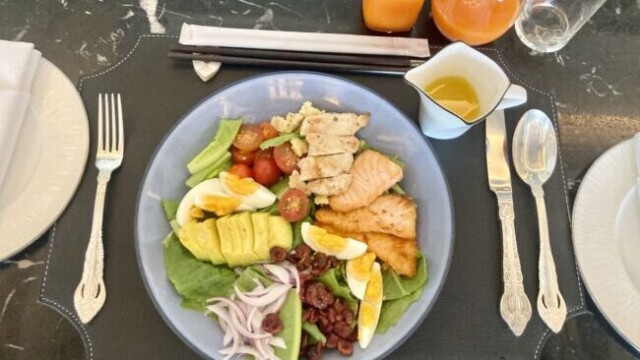 ヘルシーなサラダランチ
